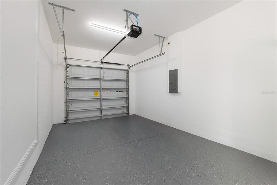 Spacious, unfurnished interior of a new home in , Tampa (Image 18). Spacious, unfurnished interior of a new home in , Tampa (Image 18).