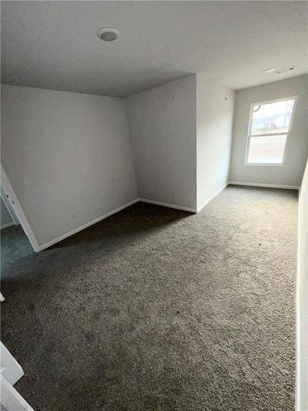 Spacious, unfurnished interior of a new home in , Hampton (Image 7).