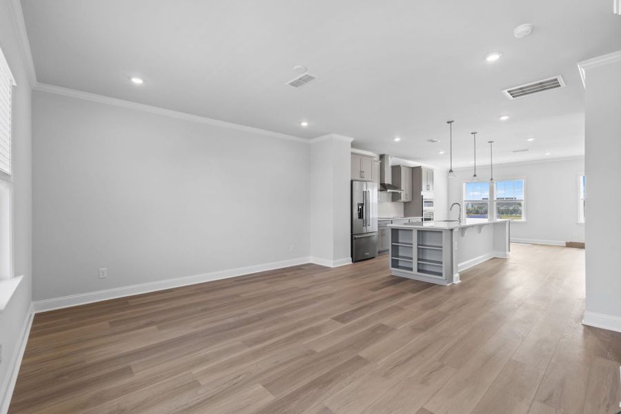 Spacious, unfurnished interior of a new home in Lakeside Townes at Riverlights, Wilmington (Image 16).