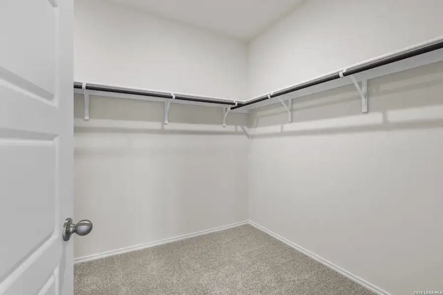 Spacious, unfurnished interior of a new home in Comanche Ridge, San Antonio (Image 19). Spacious, unfurnished interior of a new home in Comanche Ridge, San Antonio (Image 19).
