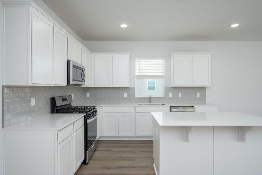 Furnished interior view inside a new home in Bradford Pointe, Summerville (Image 5). Furnished interior view inside a new home in Bradford Pointe, Summerville (Image 5).