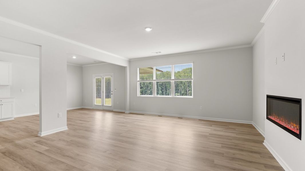 Representative unfurnished interior of a home built from the Halton by D.R. Horton in Grandview at Lanier, Dawsonville (Image 16).