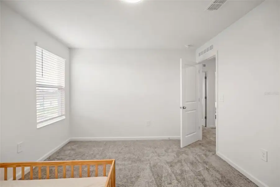 Spacious, unfurnished interior of a new home in Knightsbridge, Kissimmee (Image 20). Spacious, unfurnished interior of a new home in Knightsbridge, Kissimmee (Image 20).