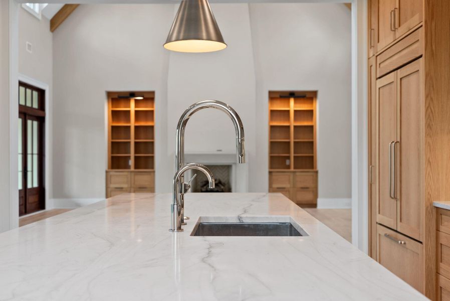 Furnished interior view inside a new home in , Ravenel (Image 4).