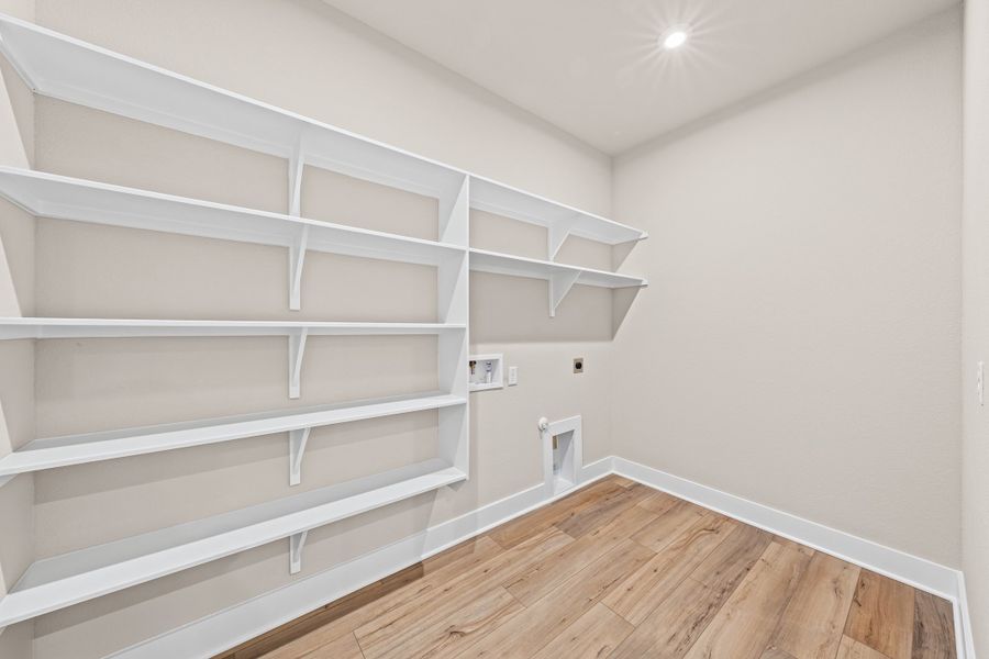 Spacious, unfurnished interior of a new home in Three Creeks, Belton (Image 11). Spacious, unfurnished interior of a new home in Three Creeks, Belton (Image 11).