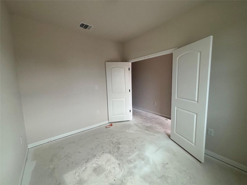 Spacious, unfurnished interior of a new home in Covered Bridge, Hutto (Image 29). Spacious, unfurnished interior of a new home in Covered Bridge, Hutto (Image 29).