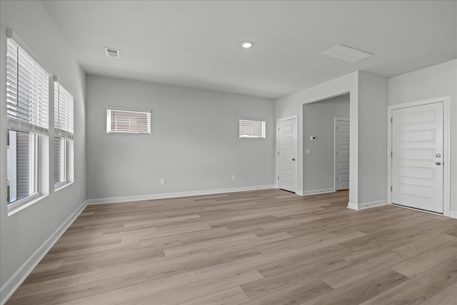 Spacious, unfurnished interior of a new home in Cedar Shoals – Heritage Collection, Piedmont (Image 10). Spacious, unfurnished interior of a new home in Cedar Shoals – Heritage Collection, Piedmont (Image 10).