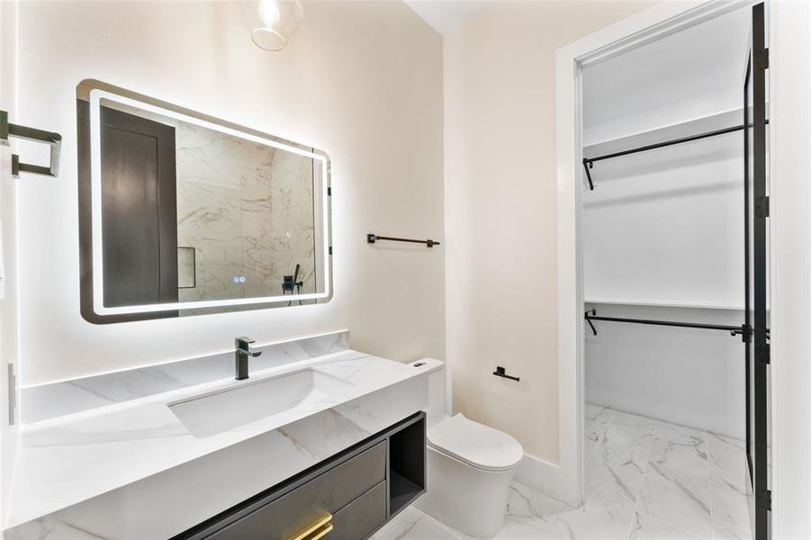 Furnished interior view inside a new home in , Dallas (Image 5). Furnished interior view inside a new home in , Dallas (Image 5).