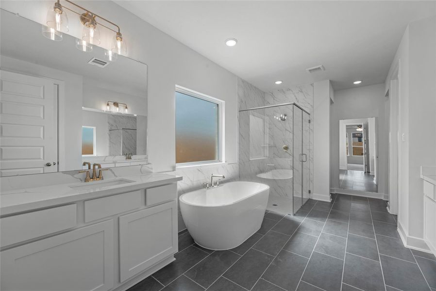 Furnished interior view inside a new home in Cross Creek West, Fulshear (Image 9).