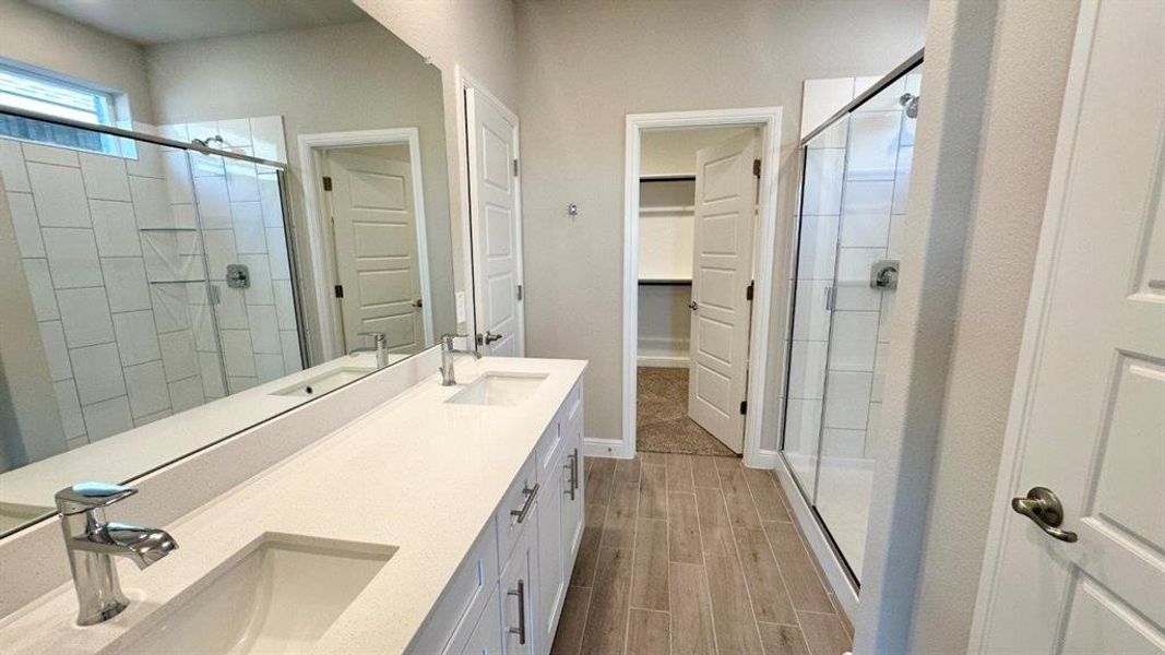 Furnished interior view inside a new home in Rock Creek Ranch, Fort Worth (Image 6). Furnished interior view inside a new home in Rock Creek Ranch, Fort Worth (Image 6).