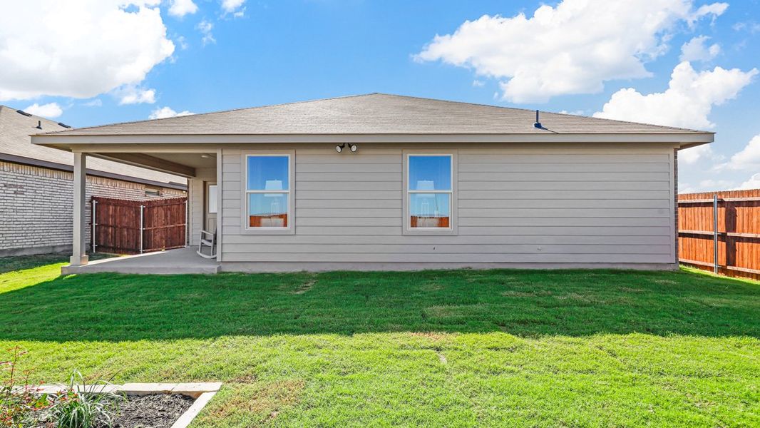 Representative exterior details of a home built from the Lakeway by D.R. Horton in The Hills at Reunion, Newark (Image 3). Representative exterior details of a home built from the Lakeway by D.R. Horton in The Hills at Reunion, Newark (Image 3).