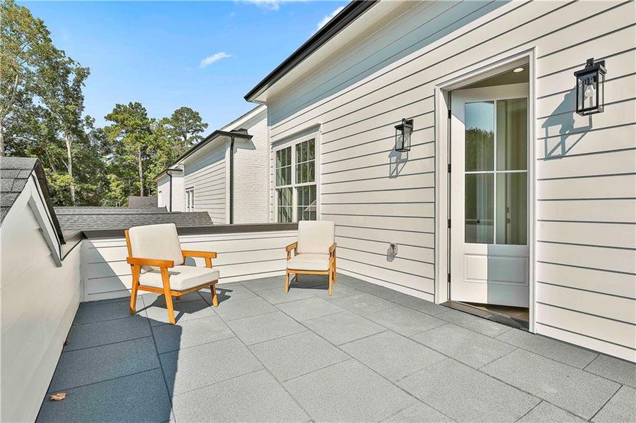 Exterior details and patio area of a home in Laurel Brooke, Peachtree City (Image 27). Exterior details and patio area of a home in Laurel Brooke, Peachtree City (Image 27).