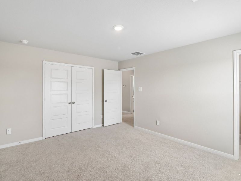 Spacious, unfurnished interior of a new home in Pine Lake Cove - Classic Series, Montgomery (Image 17). Spacious, unfurnished interior of a new home in Pine Lake Cove - Classic Series, Montgomery (Image 17).