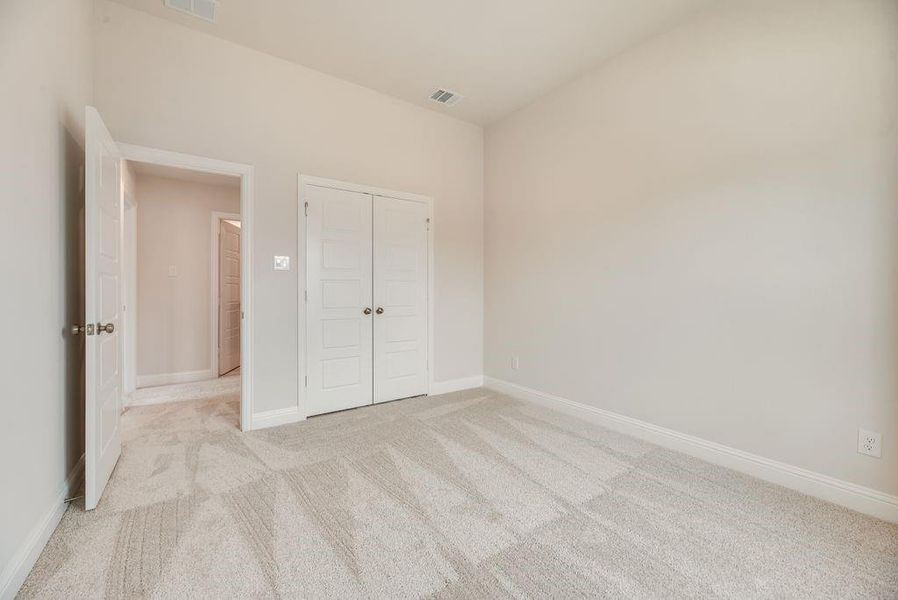 Spacious, unfurnished interior of a new home in Bridges at Preston Crossings, Gunter (Image 30). Spacious, unfurnished interior of a new home in Bridges at Preston Crossings, Gunter (Image 30).