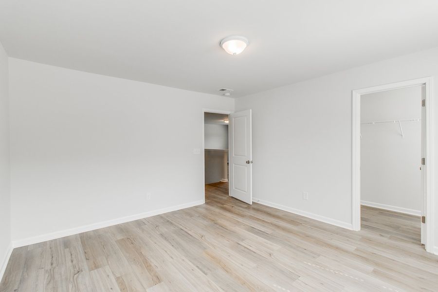 Spacious, unfurnished interior of a new home in Winston Point, Gilbert (Image 29). Spacious, unfurnished interior of a new home in Winston Point, Gilbert (Image 29).