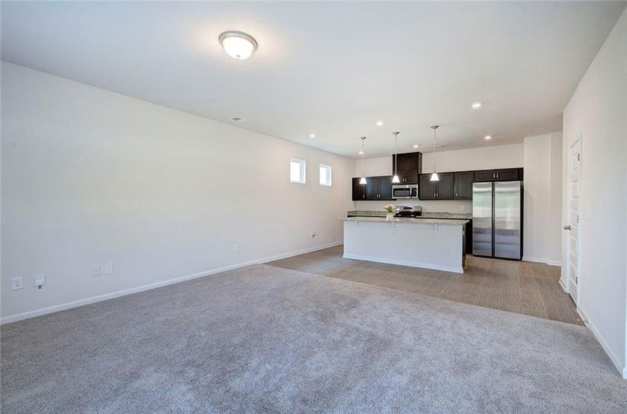 Spacious, unfurnished interior of a new home in , Cartersville (Image 15).