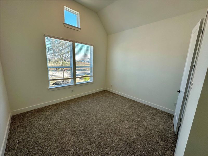 Spacious, unfurnished interior of a new home in Briarley, Montgomery (Image 31).