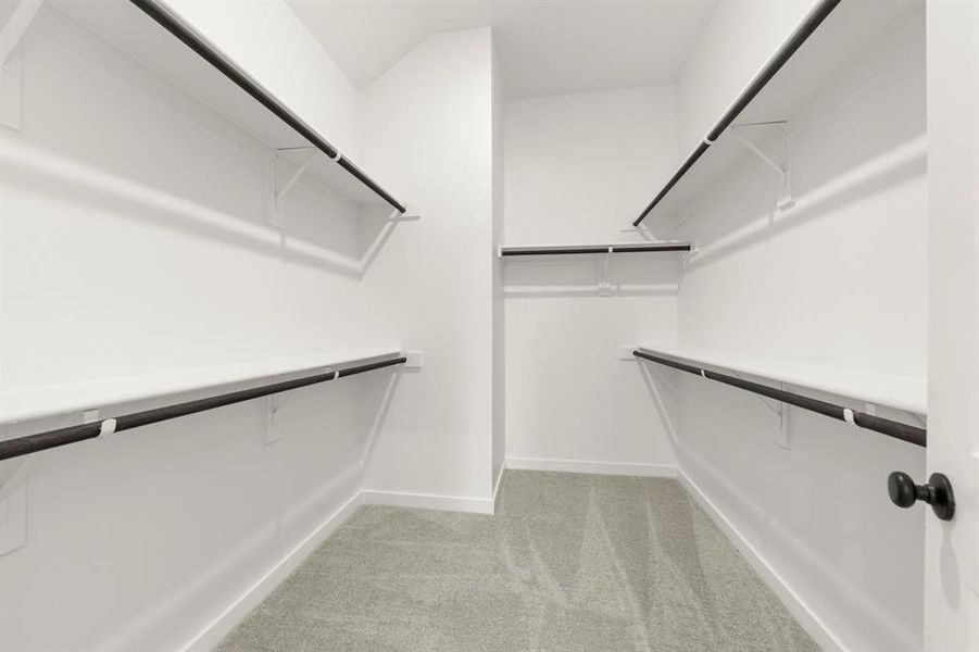 23. 900 Colgate - Closet 23. 900 Colgate - Closet