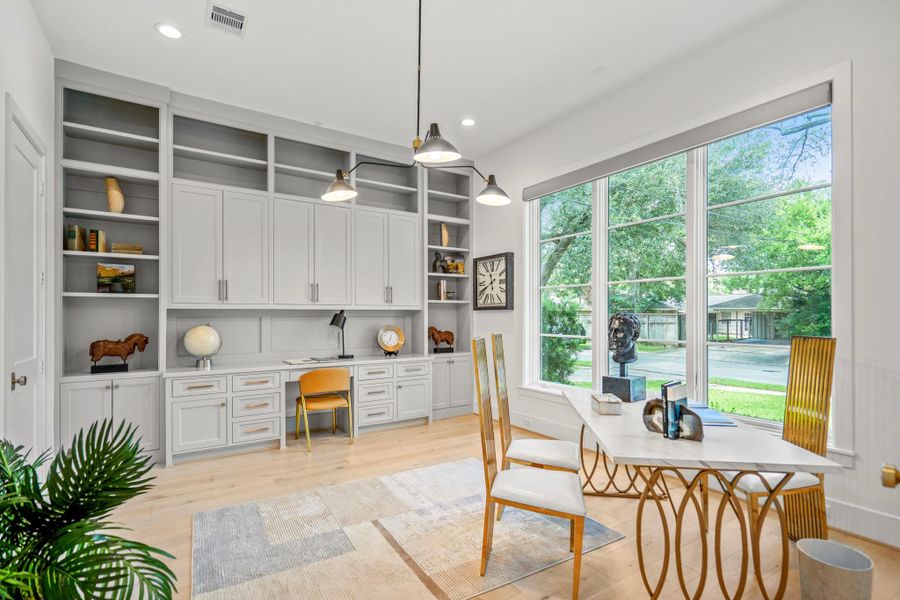 Furnished interior view inside a new home in , Houston (Image 7).