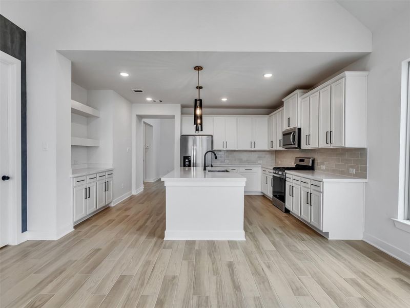 Furnished interior view inside a new home in Cross Creek West, Fulshear (Image 7).