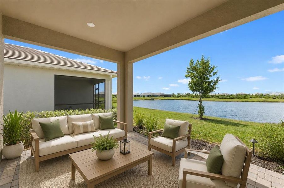 Exterior details and patio area of a home in , Venice (Image 31).