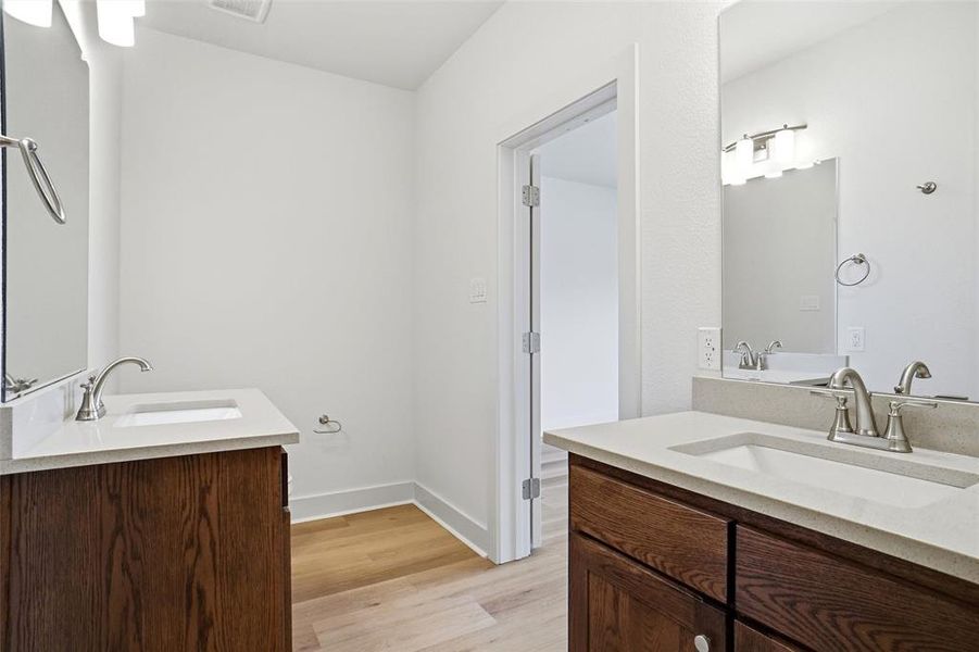 Furnished interior view inside a new home in , Sanger (Image 9).