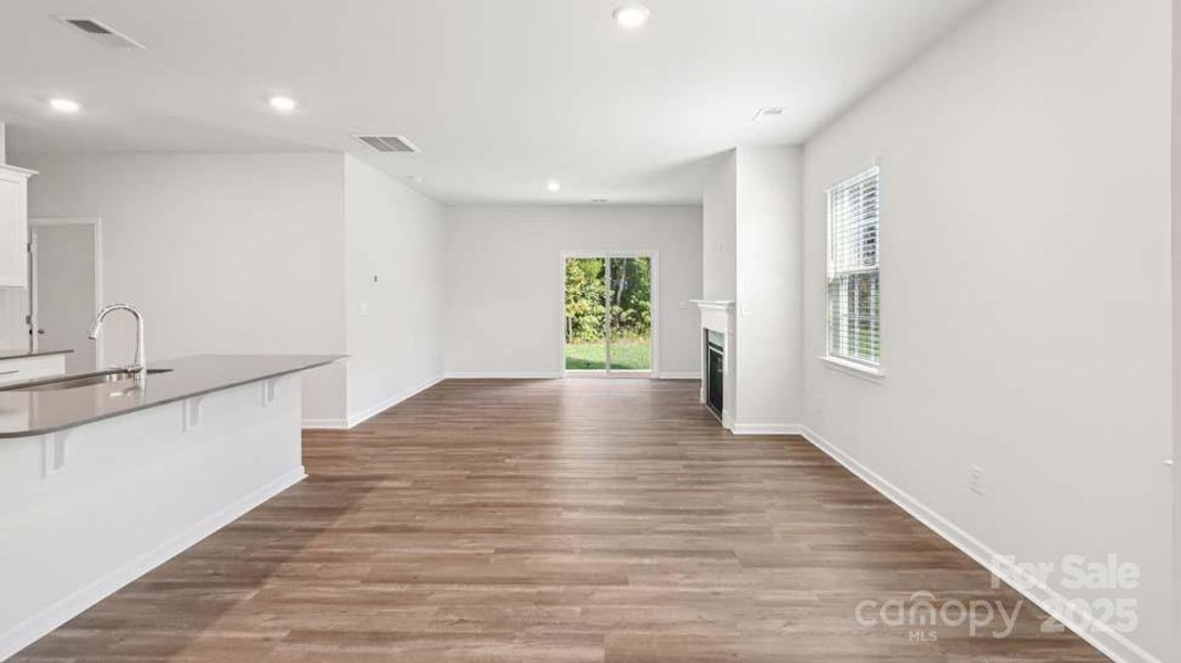 Spacious, unfurnished interior of a new home in Wallace Springs, Statesville (Image 31). Spacious, unfurnished interior of a new home in Wallace Springs, Statesville (Image 31).