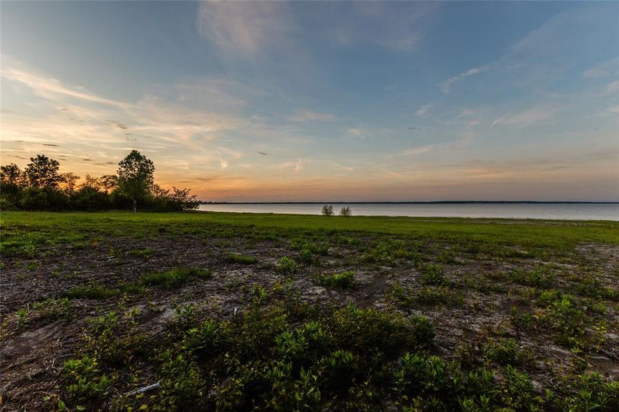 Natural landscape and outdoor views near  in Kemp (Image 27).
