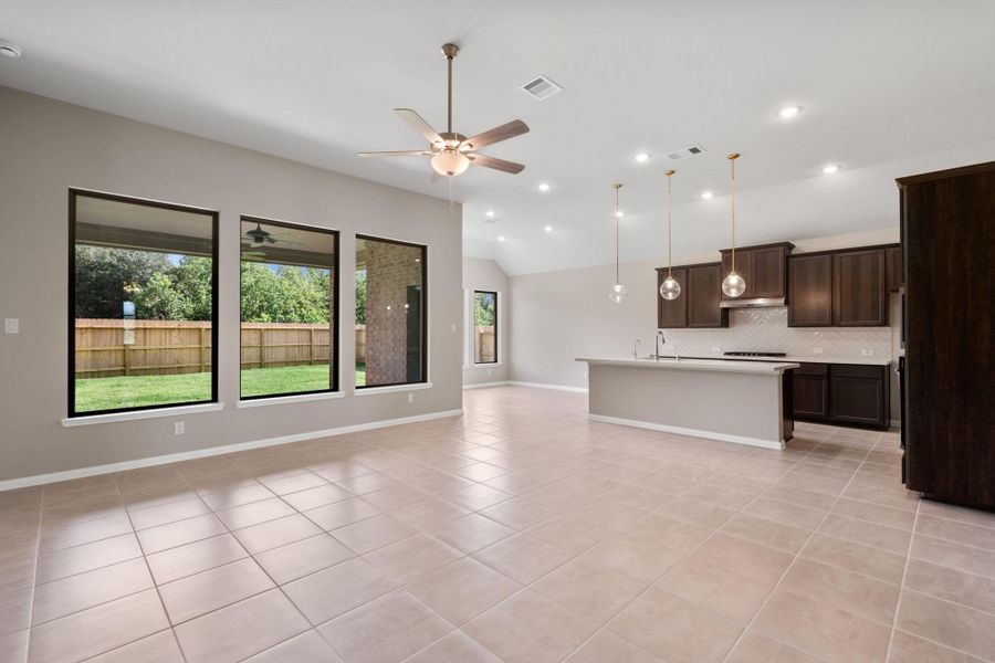 Spacious, unfurnished interior of a new home in Dellrose, Hockley (Image 23).