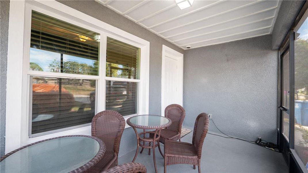 Exterior details and patio area of a home in , Lake Wales (Image 26).