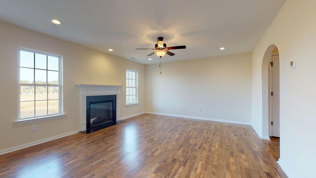 Representative unfurnished interior of a home built from the Rockbridge by Bill Clark Homes in Davenport Farms, Winterville (Image 53).