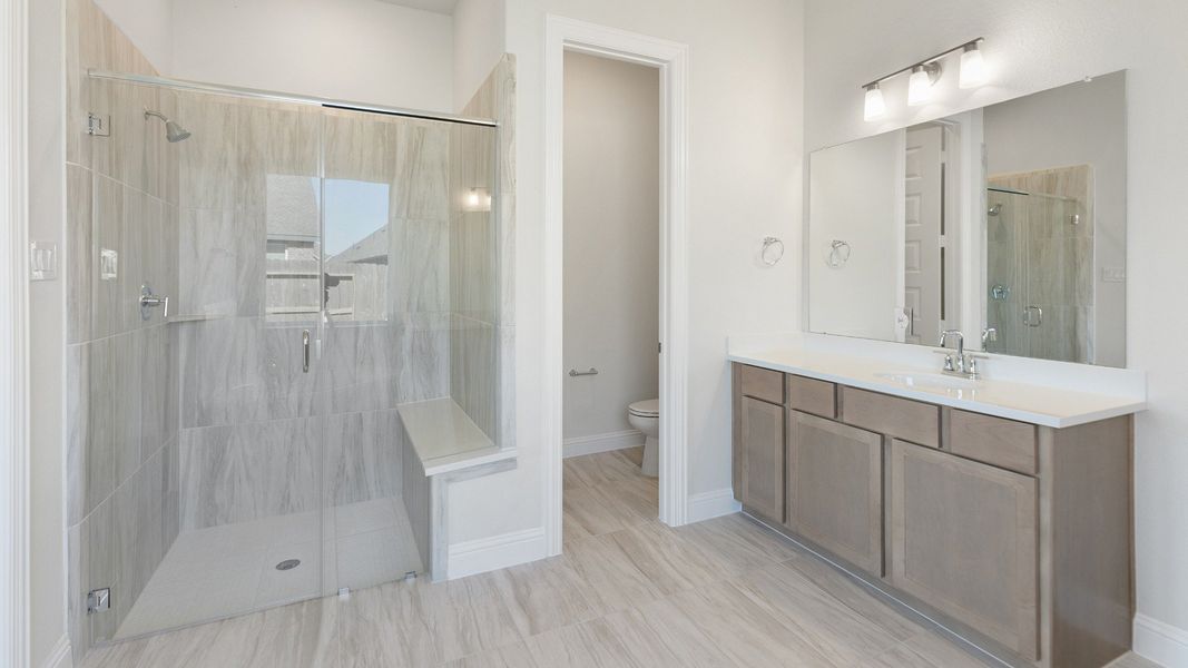 Representative furnished interior of a home built from the Tulane by DRB Homes in Brookewater, Rosenberg (Image 16).