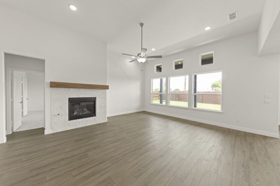 Spacious, unfurnished interior of a new home in River Ranch, Van Alstyne (Image 22). Spacious, unfurnished interior of a new home in River Ranch, Van Alstyne (Image 22).