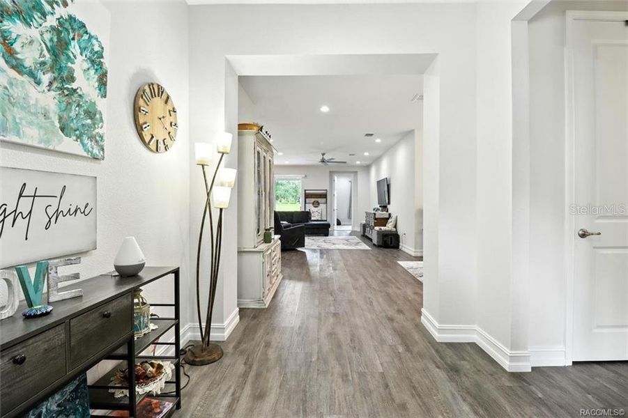 Furnished interior view inside a new home in Clearview Estates, Hernando (Image 7).