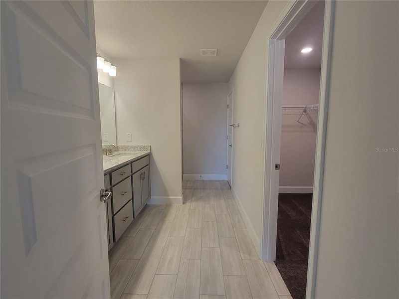 Image 26 of a home in Abbey Glen.