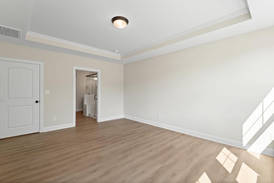 Spacious, unfurnished interior of a new home in Redland, Advance (Image 26). Spacious, unfurnished interior of a new home in Redland, Advance (Image 26).