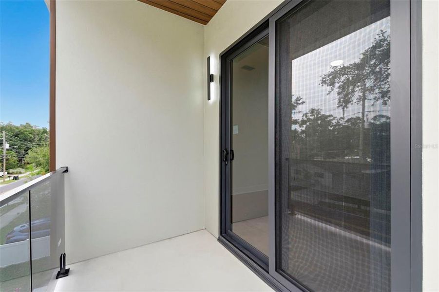 Exterior details and patio area of a home in , Safety Harbor (Image 29).
