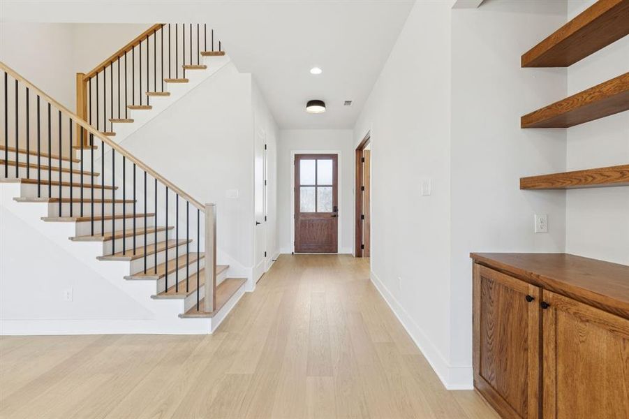 Spacious, unfurnished interior of a new home in , Roanoke (Image 33).