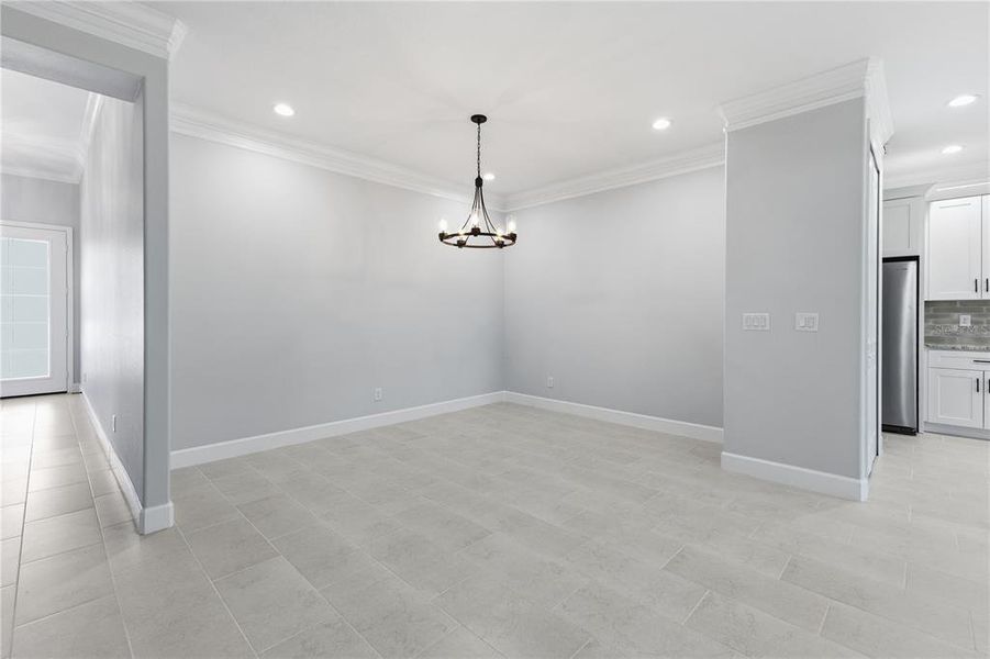 Spacious, unfurnished interior of a new home in , Englewood (Image 18).