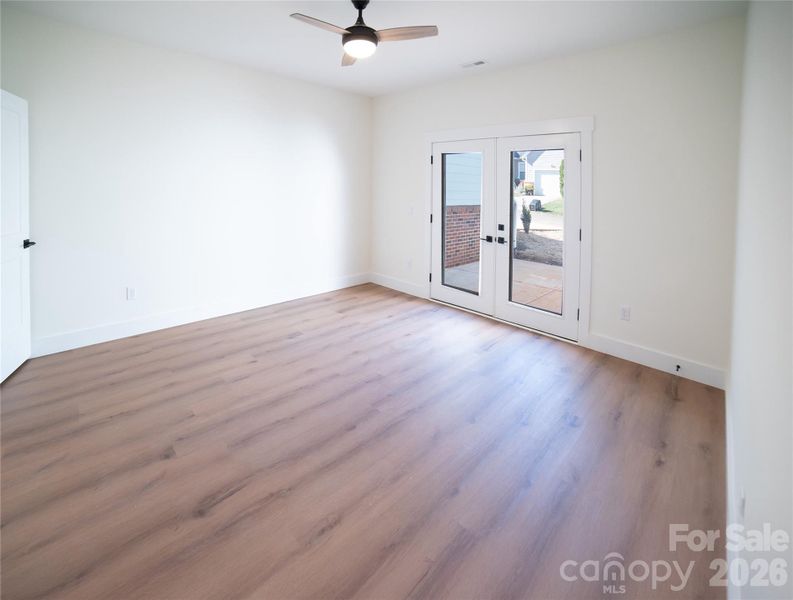 Spacious, unfurnished interior of a new home in , Morganton (Image 8).