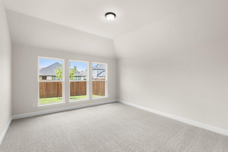 Spacious, unfurnished interior of a new home in Walden Pond, Forney (Image 23).