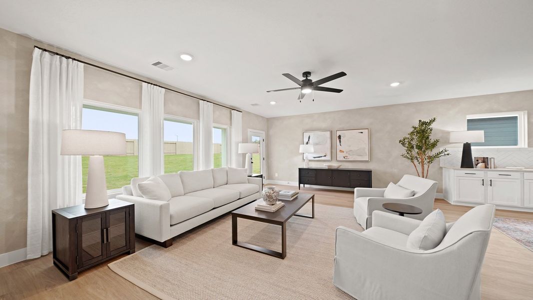 Representative furnished interior of a home built from the Rosemont by D.R. Horton in Chapel Lakes, Montgomery (Image 11).