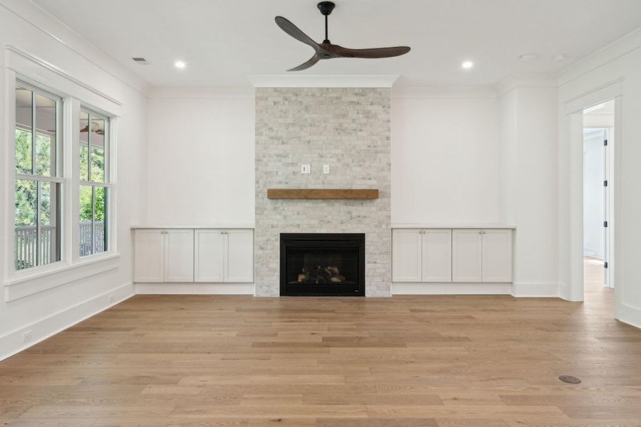 Spacious, unfurnished interior of a new home in , Johns Island (Image 48).