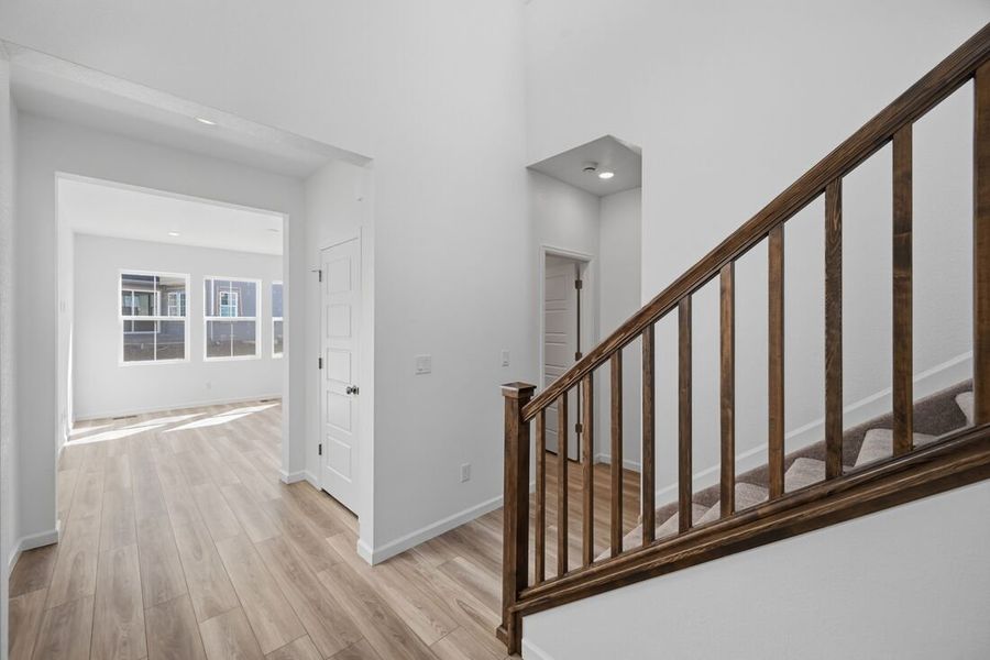 Spacious, unfurnished interior of a new home in The Aurora Highlands, Aurora (Image 10). Spacious, unfurnished interior of a new home in The Aurora Highlands, Aurora (Image 10).