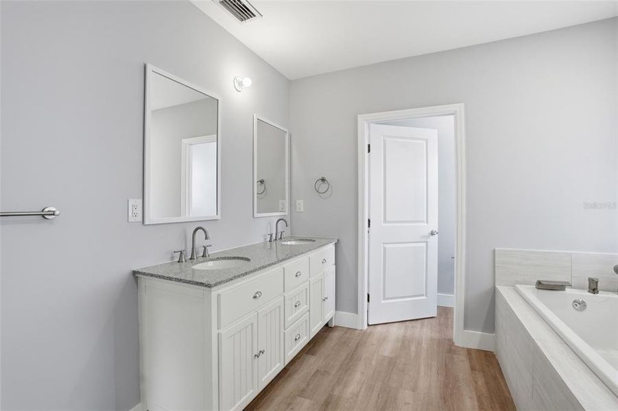 Furnished interior view inside a new home in , Cape Coral (Image 7).