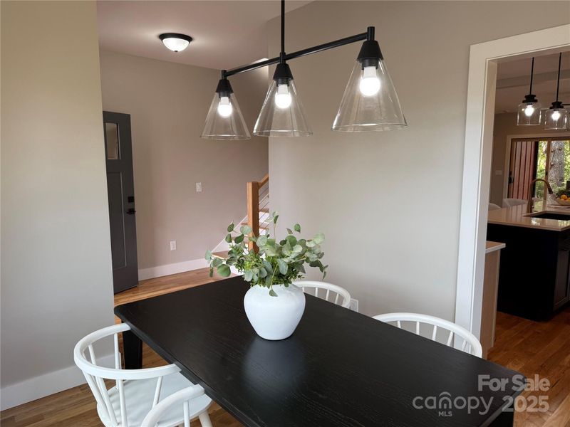 Opens to kitchen Opens to kitchen