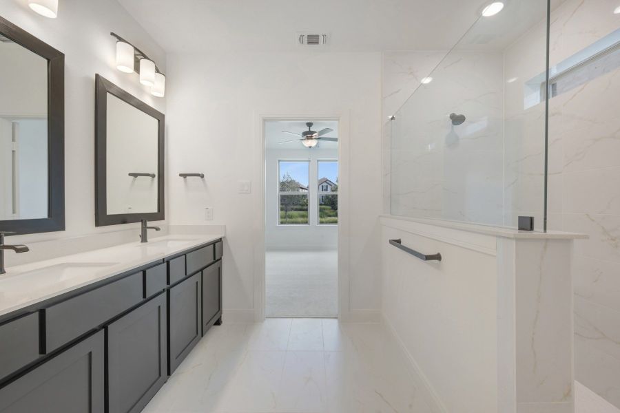 Owner's Bath Owner's Bath