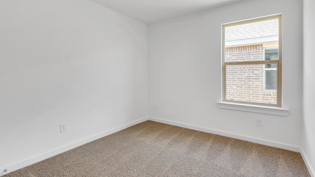 Spacious, unfurnished interior of a new home in Terra Vista, Lubbock (Image 18).