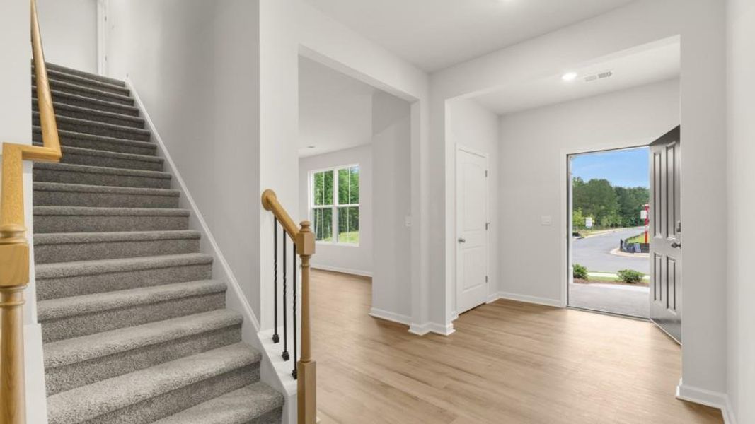 Spacious, unfurnished interior of a new home in , South Fulton (Image 22).
