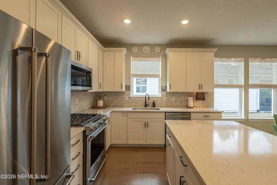 Furnished interior view inside a new home in , Ponte Vedra (Image 25).